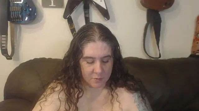 Snapshot of Dreaming_Of_Blue chatting on 03-09-25, 07:37 Dreaming Of Blue online show from 03-09-25, 07:37