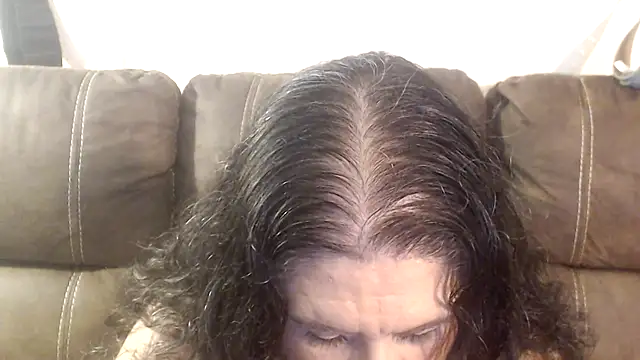 Snapshot of Dreaming_Of_Blue chatting on 11-02-25, 08:55 Dreaming Of Blue online show from 11-02-25, 08:55