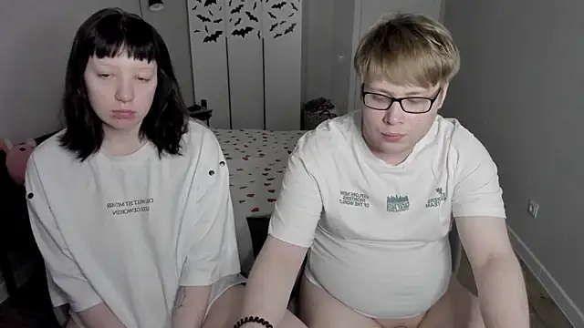 JayMollyy online show from 01-18-26, 04:44