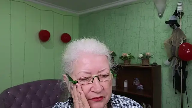 Maya Mayflower online show from 03-07-25, 03:28