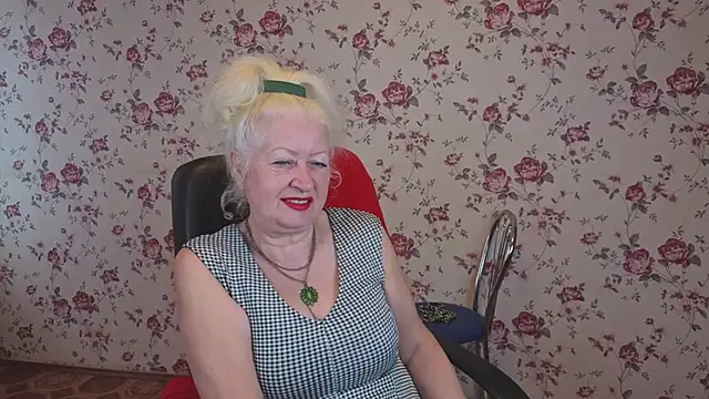 Maya Mayflower online show from 10-09-25, 04:10