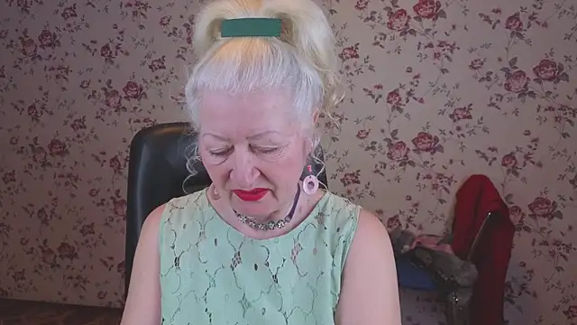 Maya Mayflower online show from 02-21-26, 03:07