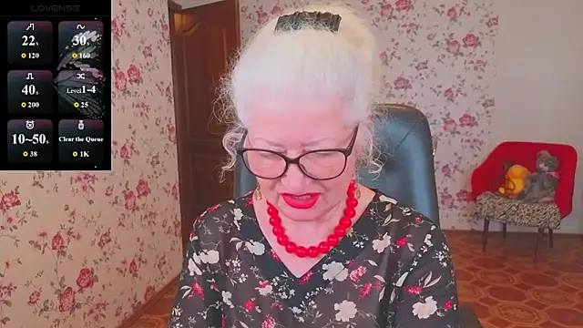 Maya Mayflower online show from 05-26-26, 03:24