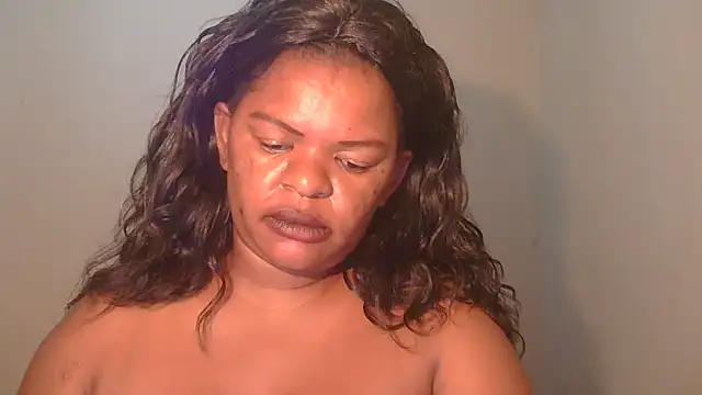 Snapshot of ebony_rose11 chatting on 02-16-25, 04:32 ebony rose11 online show from 02-16-25, 04:32