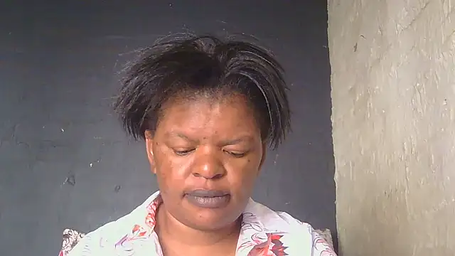 Snapshot of ebony_rose11 chatting on 11-05-25, 02:17 ebony rose11 online show from 11-05-25, 02:17