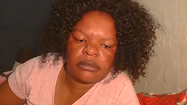 Snapshot of ebony_rose11 chatting on 11-16-25, 04:07 ebony rose11 online show from 11-16-25, 04:07