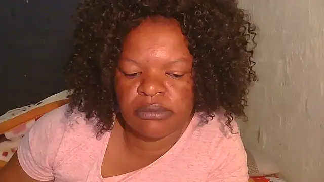 Snapshot of ebony_rose11 chatting on 11-16-25, 11:32 ebony rose11 online show from 11-16-25, 11:32