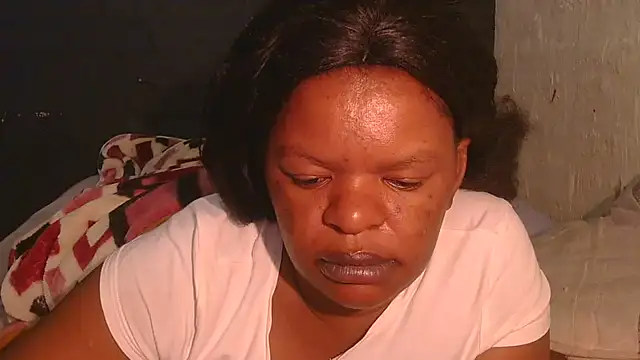 Snapshot of ebony_rose11 chatting on 11-29-25, 03:31 ebony rose11 online show from 11-29-25, 03:31