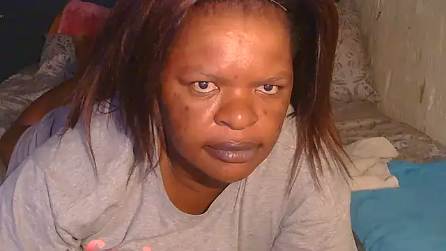 Snapshot of ebony_rose11 chatting on 12-15-25, 03:49 ebony rose11 online show from 12-15-25, 03:49