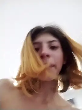 Snapshot of KratosAfroditacs chatting on 10-03-25, 08:06 KratosAfroditacs online show from 10-03-25, 08:06