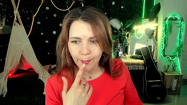 NicoleHitman online show from 03-28-26, 01:11