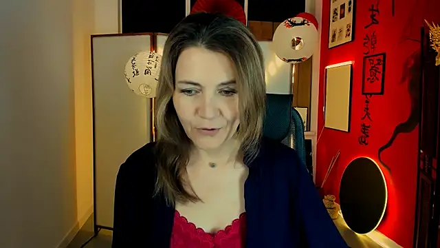 NicoleHitman online show from 04-07-26, 01:11