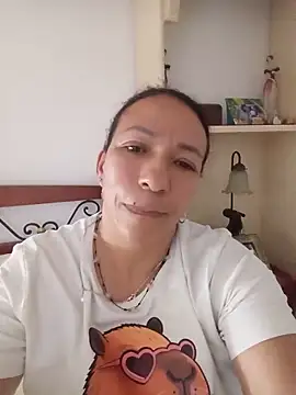 Snapshot of Antonela45 chatting on 06-07-26, 12:37 Antonela45 online show from 06-07-26, 12:37