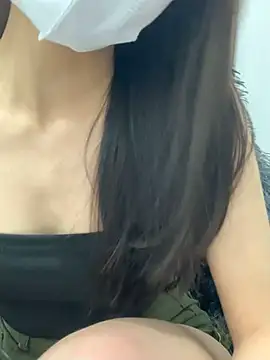 Lyly2525 online show from 03-10-25, 04:35