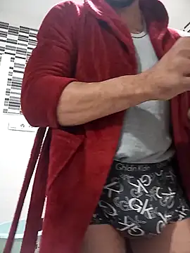 Snapshot of Yerayyaya chatting on 11-28-25, 07:11 Yerayyaya online show from 11-28-25, 07:11