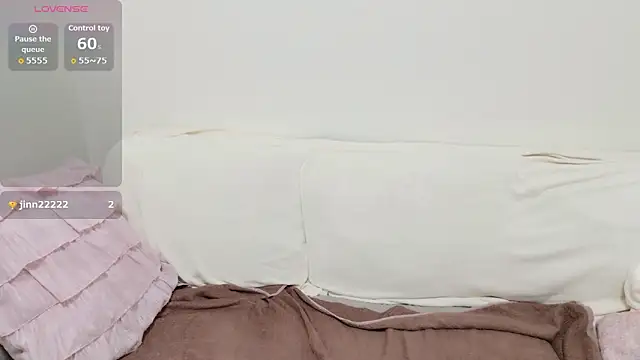 pppYukaqqq online show from 03-07-26, 11:18