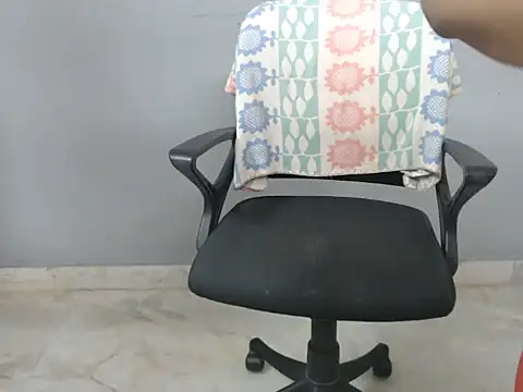 Surjeet Kaur online show from 09-16-25, 04:24