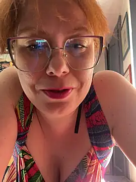 VeraaFlynn online show from 03-05-25, 02:12