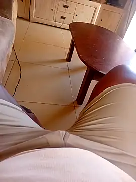 Snapshot of Latte1204 chatting on 03-19-25, 12:45 Latte1204 online show from 03-19-25, 12:45