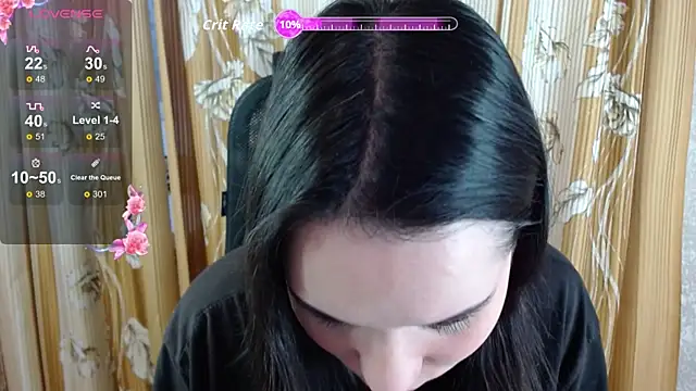 KateForLove online show from 10-21-25, 12:06