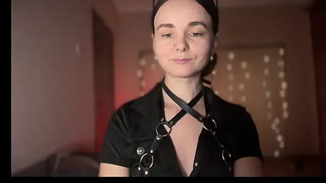 Snapshot of lanaloulou chatting on 09-09-25, 11:04 lanaloulou online show from 09-09-25, 11:04