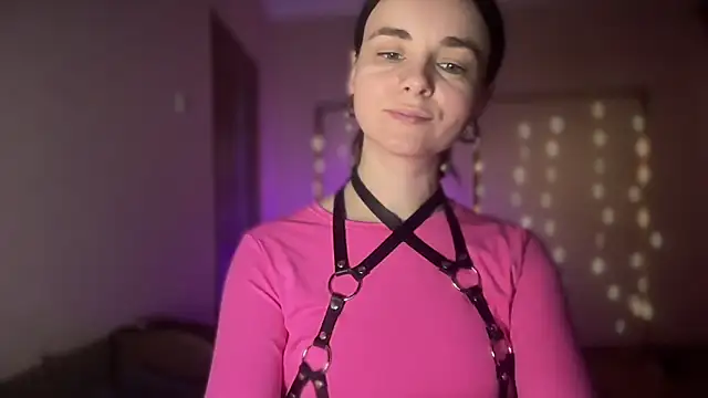 Snapshot of lanaloulou chatting on 09-20-25, 02:56 lanaloulou online show from 09-20-25, 02:56