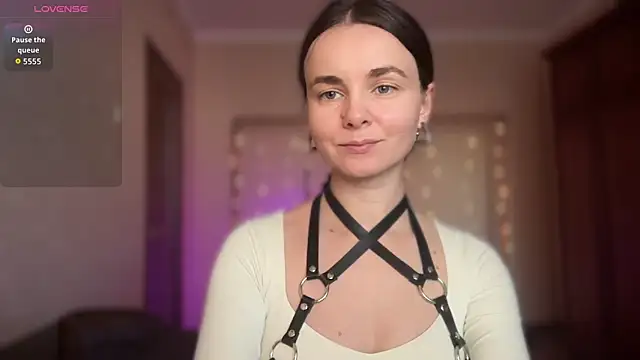 Snapshot of lanaloulou chatting on 09-21-25, 01:46 lanaloulou online show from 09-21-25, 01:46