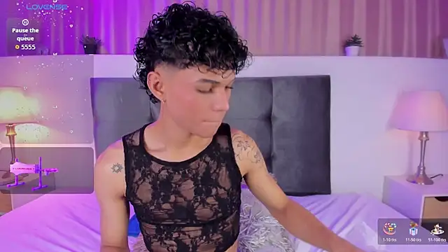 Kai riptide online show from 10-17-25, 08:00