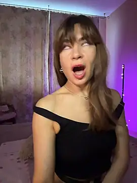 Mary Kiitty online show from 12-20-25, 09:49