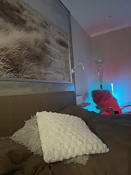 Mary Kiitty online show from 04-14-26, 12:33