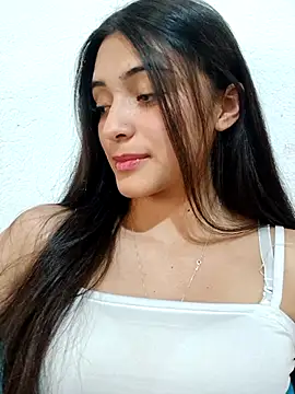 Snapshot of Valen_Person chatting on 10-08-25, 07:22 Valen Person online show from 10-08-25, 07:22