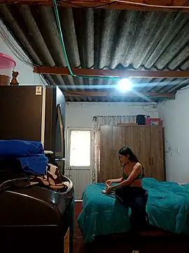 Snapshot of Valen_Person chatting on 10-25-25, 11:29 Valen Person online show from 10-25-25, 11:29