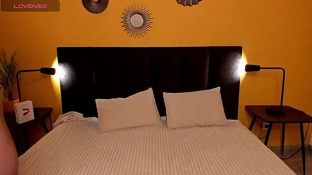 Snapshot of Jessie_Curlyy chatting on 10-06-25, 03:04 Jessie Curlyy online show from 10-06-25, 03:04