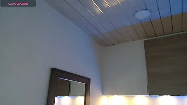 Cristal Velle online show from 09-25-25, 12:42