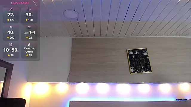 Cristal Velle online show from 10-07-25, 12:24