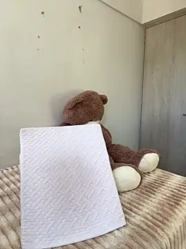 ZaraLuuv online show from 02-04-26, 06:14