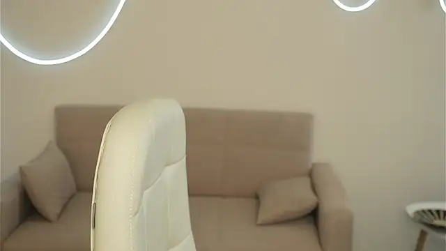 Snapshot of CathrynCovil chatting on 03-23-25, 07:09 CathrynCovil online show from 03-23-25, 07:09