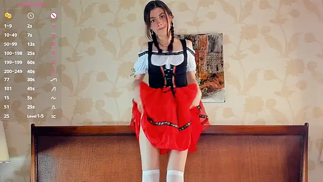 Snapshot of CathrynCovil chatting on 10-04-25, 08:45 CathrynCovil online show from 10-04-25, 08:45