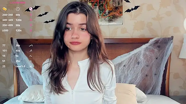 Snapshot of CathrynCovil chatting on 11-02-25, 09:00 CathrynCovil online show from 11-02-25, 09:00