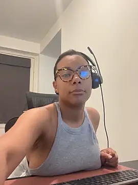 Melia Rayne online show from 04-17-26, 09:23