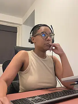 Melia Rayne online show from 05-11-26, 09:48