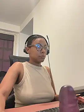 Melia Rayne online show from 05-27-26, 09:39