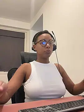 Melia Rayne online show from 07-17-26, 02:24