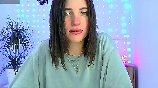 Snapshot of neferutt chatting on 11-23-25, 02:50 neferutt online show from 11-23-25, 02:50