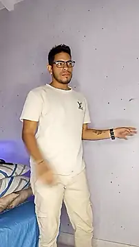 Snapshot of ETHAN_DRAVEN chatting on 10-08-25, 07:00 ETHAN DRAVEN online show from 10-08-25, 07:00