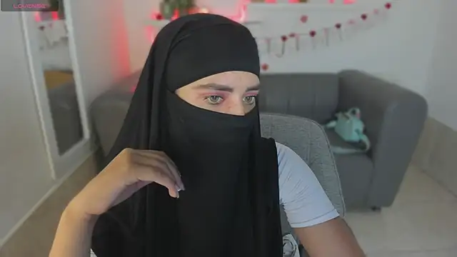 salma arabicc online show from 09-25-25, 04:16