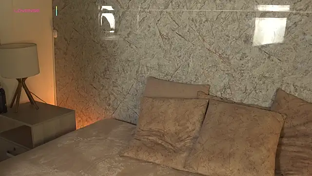 alison222  online show from 02-04-26, 11:38