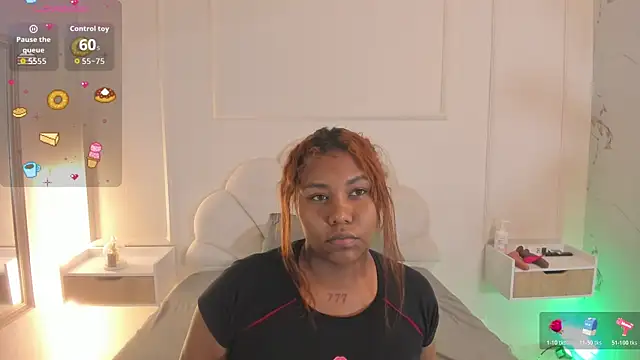 Snapshot of Candaceoweens chatting on 06-29-26, 03:35 Candaceoweens online show from 06-29-26, 03:35