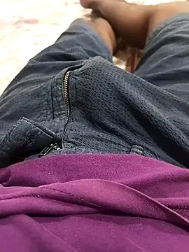 Snapshot of Tn_localboy69 chatting on 03-14-25, 01:05 Tn localboy69 online show from 03-14-25, 01:05