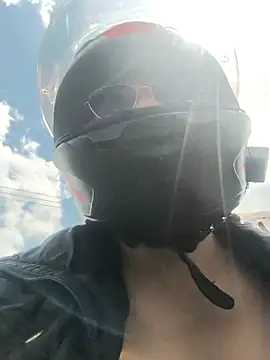 Snapshot of KimyCox_16 chatting on 12-01-25, 05:07 KimyCox 16 online show from 12-01-25, 05:07